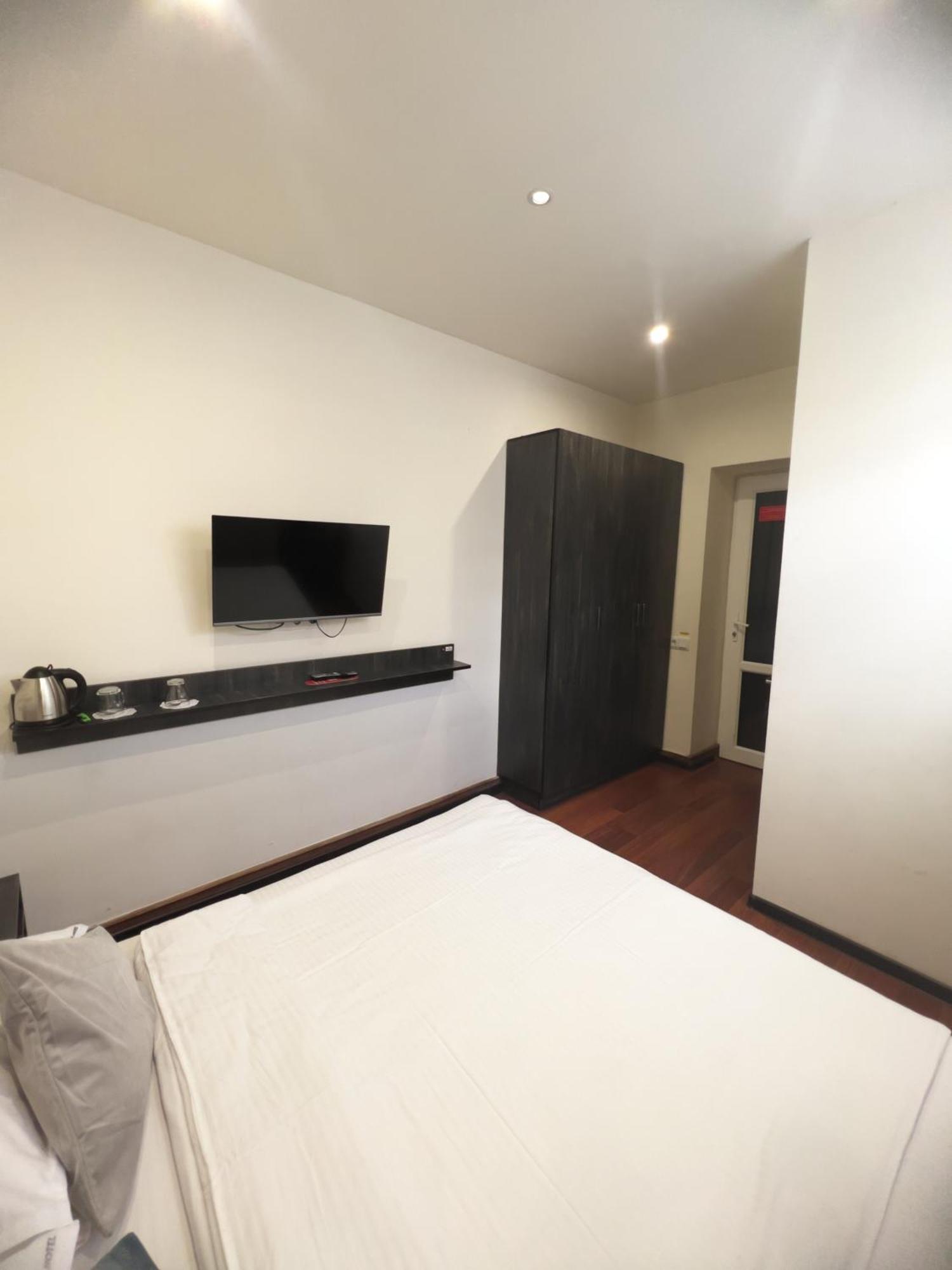 NAVA Hotel Erivan Zimmer foto